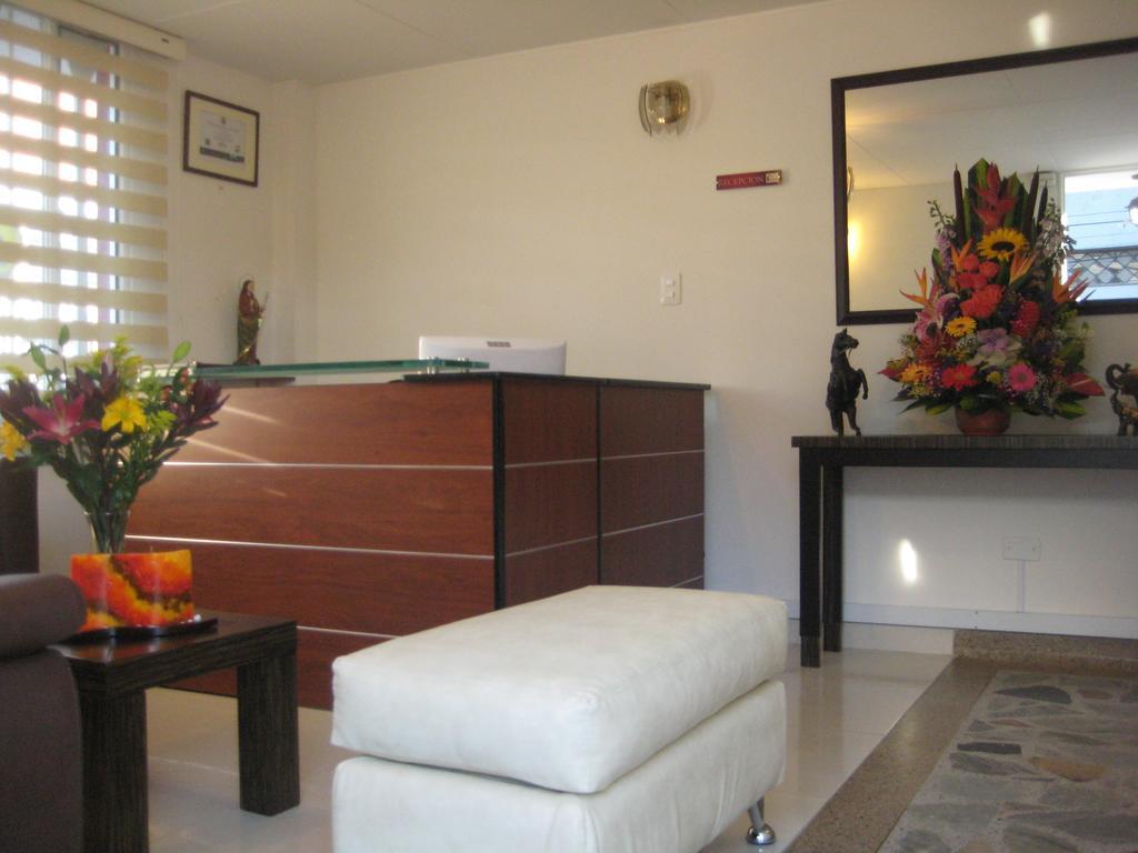 Hotel Casa Santa Marta Богота Екстериор снимка